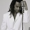 Yannick Noah, le chanteur aux pieds nus