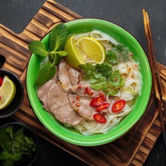 L'histoire du phở, quand le Vietnam transforme le pot-au-feu en chef-d'œuvre