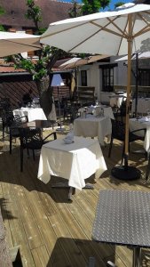 Sur la terrasse des Trois Canards