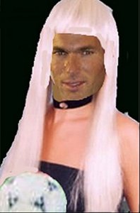 Moquons-nous des footeux, C'est bien fait pour les bleus !