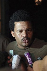 Élie Domota met la pression sur le gouvernement