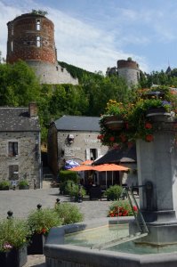 La Causerie des Lilas à Hierges