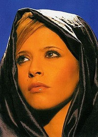 NAJOUA... AVEC ELLE, IL Y A DE LA JOIE !