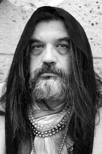 Le Peintre Edouardo parle de son Tableau : "Edouardo est Mort"