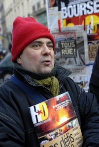 Vendre l'Huma Dimanche devient un délit