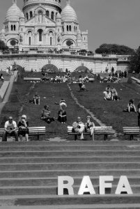 LE SACRE-CŒUR ET LES MARCHANDS DU TEMPLE