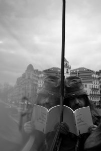 Edouardo lit des extraits de "Métro de Paris, Station Liberté"