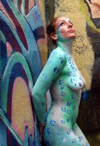 Charlina et le gros pinceau