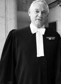 Pour l'Honneur du Président Pierangeli !