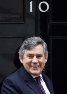 Gordon Brown poussé vers la Sortie de Crise