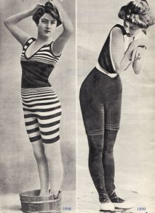 Burkini : Nos grands-mères habillées au bain !