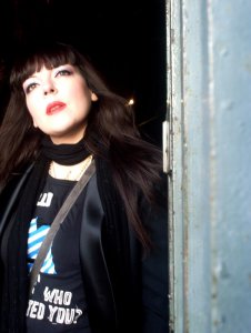 Portrait pictural de PAOLA HIVELIN 