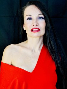 Voir le Documentaire sur l'artiste-peintre Juliette Savaëte