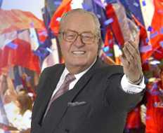 JEAN-MARIE LE PEN S'INSTALLE A L'ELYSEE