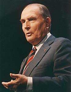 FRANCOIS MITTERRAND… UN HOMME ETONNANT !