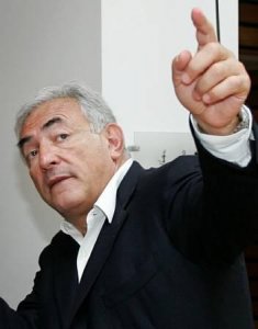 Claude Ribbe porte plainte contre Dominique Strauss-Kahn