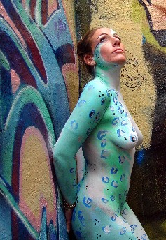 Charlina et le gros pinceau