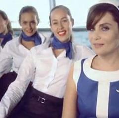 Emmanuelle Seigner est complètement dingue et on aime ça !