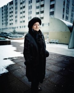 LEA CRESPI, LA DEFENSE EN PORTRAITS