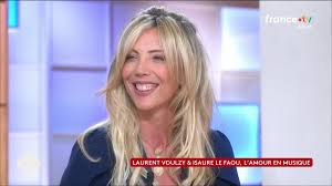 Qui est Isaure Le Faou ? Parcours, carrière, vie privée et relation avec Laurent Voulzy