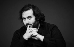 Oussama Amar, mytho, malin… ou un peu des deux ? 