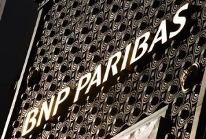 Comment l'État contrôle les banques françaises