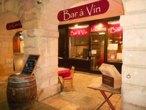 LE BAR A VIN LE CONCEPT A CHARLEVILLE-MEZIERES