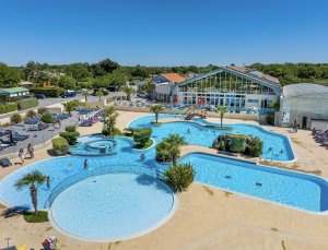 Camping les grosses pierres cadre idyllique sur l'île d'oleron 