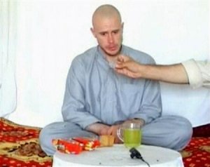 L'armée condamne la vidéo du soldat capturé