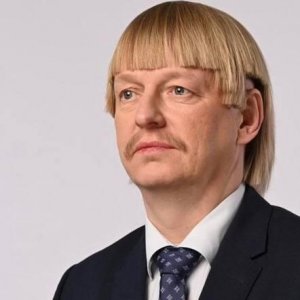 Rain Epler, le politicien estonien qui fait le buzz uniquement à cause de sa coupe de cheveux