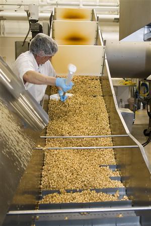 MÉTRO, BOULOT, TOMBEAU ?