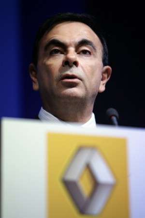 Carlos Ghosn doit-il aussi renoncer à son Bonus ?