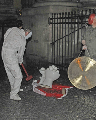 Nouvelle performance de Jean Dolande à Paris
