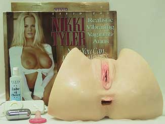 Cadeau de Noël idéal, offrez un nouveau vagin à votre femme !