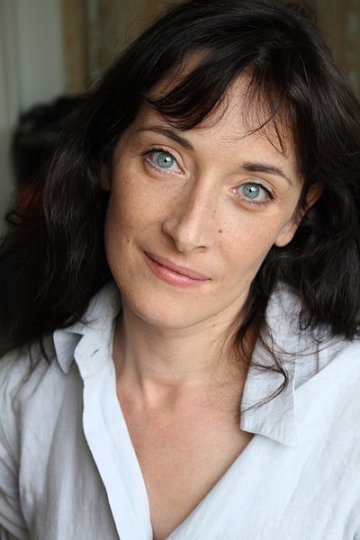 Delphine SERINA, la comédienne et actrice devenue chanteuse au talent fou