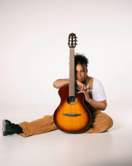 Interview exclusive de la chanteuse MO-REA !