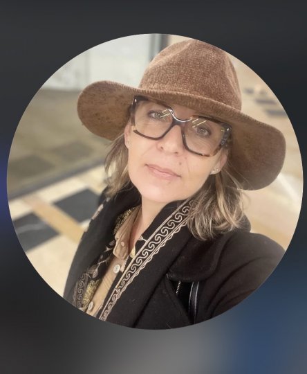 Rencontre avec l'artiste-peintre Chrystelle Lamoureux