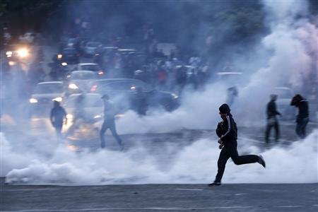 Pierre Desproges réagit aux lamentables dégradations et violences des supporters du PSG à Paris