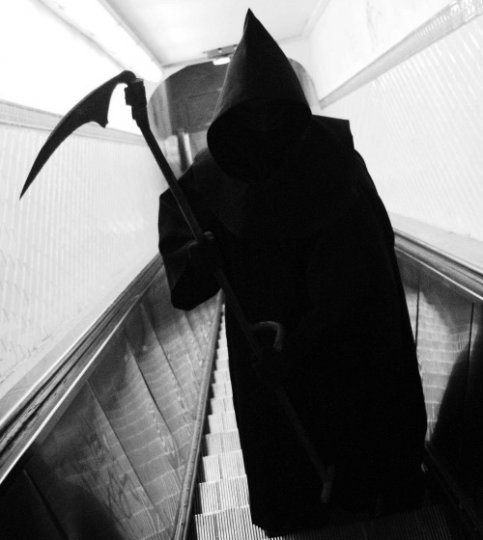 L'un qui part et l'autre qui reste (clip) : Chanter la mort, c'est célébrer la vie !