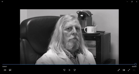 Professeur Didier Raoult, ce de Gaulle des temps modernes !