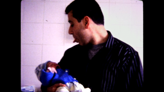 « Les pères sont des mères juives comme les autres » : un documentaire sensible sur la paternité