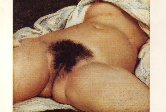 Cachez ces seins que La Poste ne saurait voir