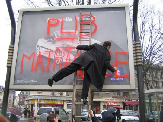 Halte au matraquage publicitaire