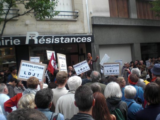 Pour la dissolution de la Ligue de Défense Juive