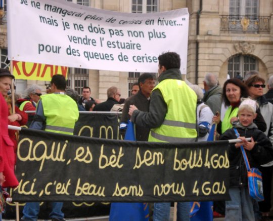Le terminal méthanier du Verdon est mort, qu'il crève ! 