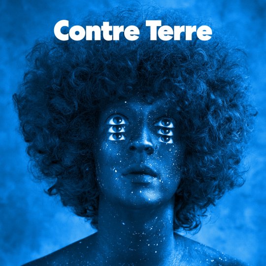 Léonie Pernet, portrait de l'artiste française qui s'apprête à conquérir l'Olympia